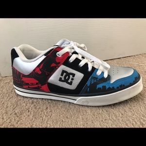 DC shoe company Pure XE Size 11.5 - Mint condition